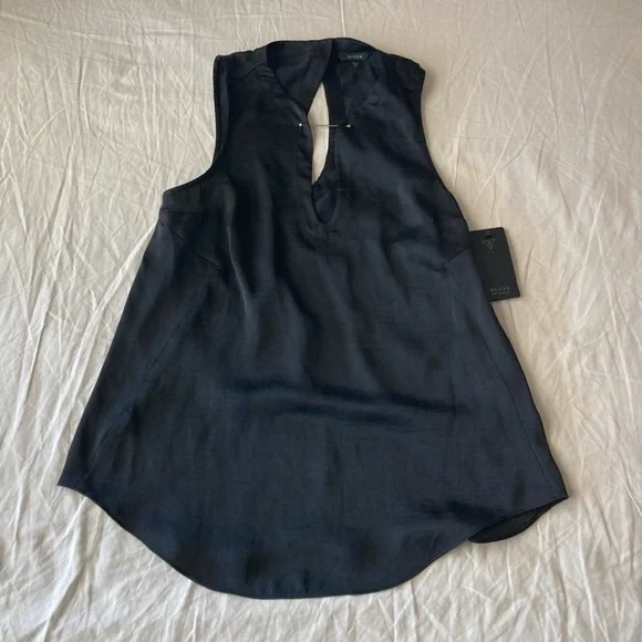 GUESS Women's Sleeveless Felicity Ball Point Women Top - Picture 5 of 14